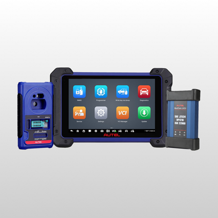 Autel MaxiIM IM608PRO II key programmer with 2‑year software updates. Advanced IMMO, key learning, EEPROM/MCU via XP400 Pro, full-system diagnostics and service functions. Creative-Autotronics, Winsford, Cheshire, UK Shipping